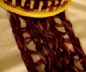 Loom Knit A Scarf In 2 Hours