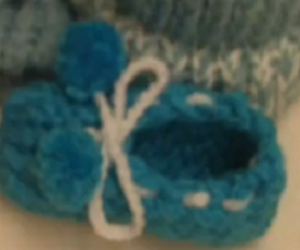 loom knit baby booties