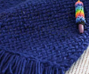 Loom Knit an easy scarf